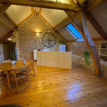 نيفي Charmant Appartement Dans Une Ancienne Ferme المظهر الخارجي الصورة