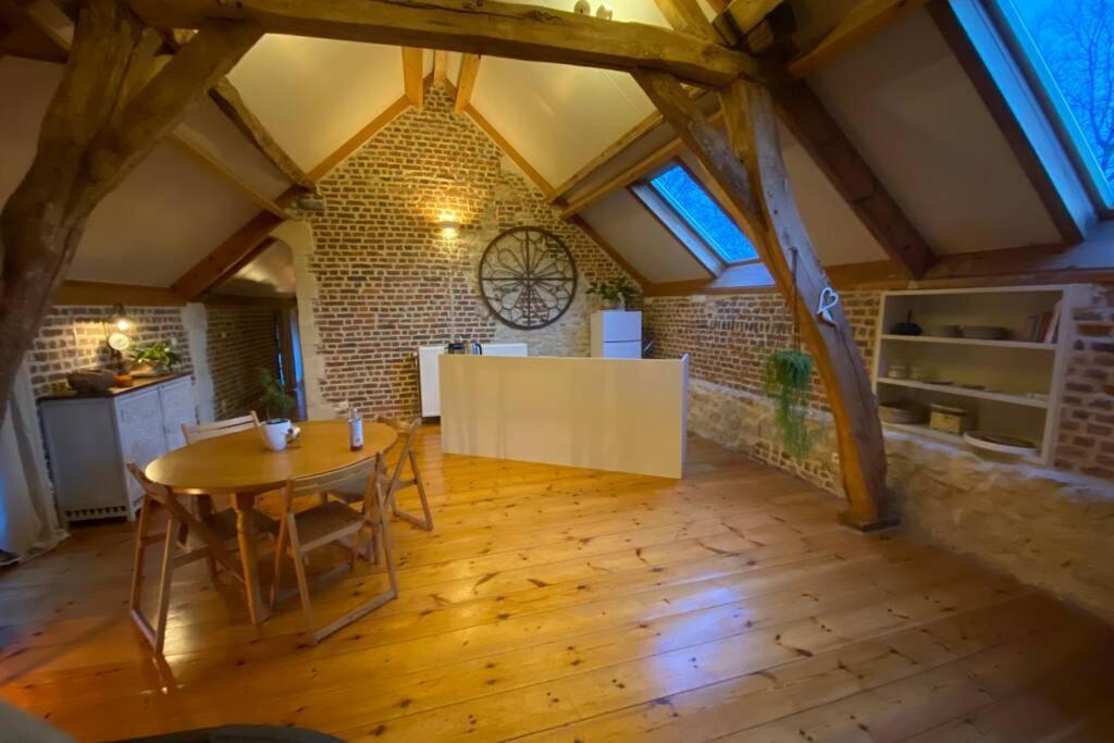 نيفي Charmant Appartement Dans Une Ancienne Ferme المظهر الخارجي الصورة