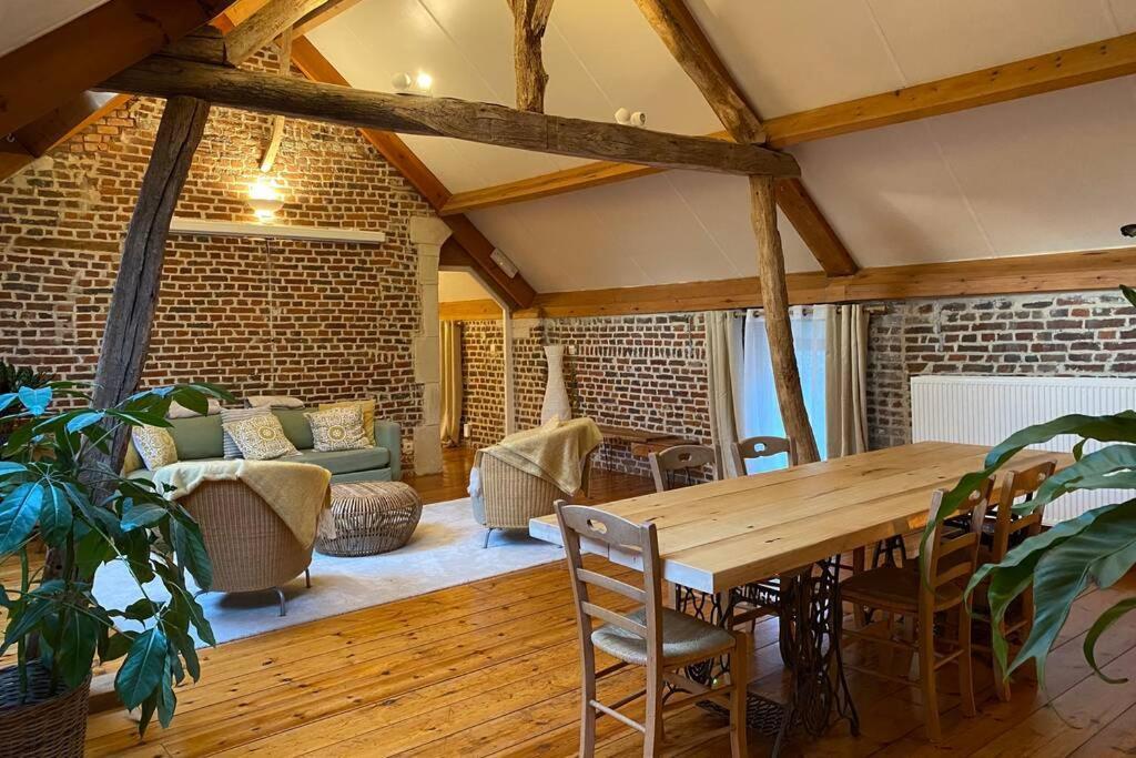 نيفي Charmant Appartement Dans Une Ancienne Ferme المظهر الخارجي الصورة
